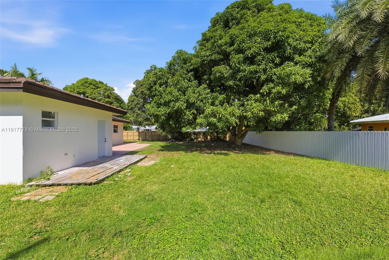 COUNTRY GROVE SOUTH - Residential