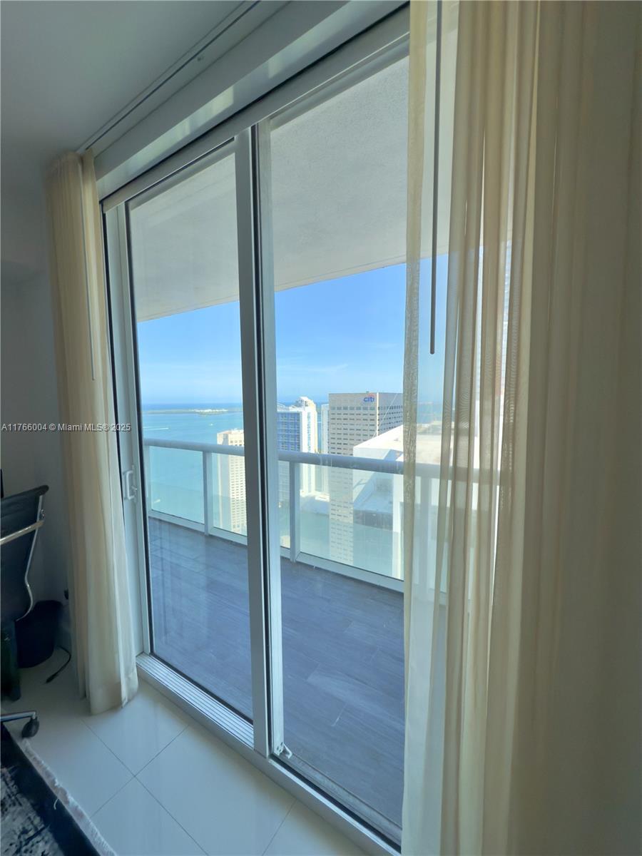 50 BISCAYNE CONDO - Residential