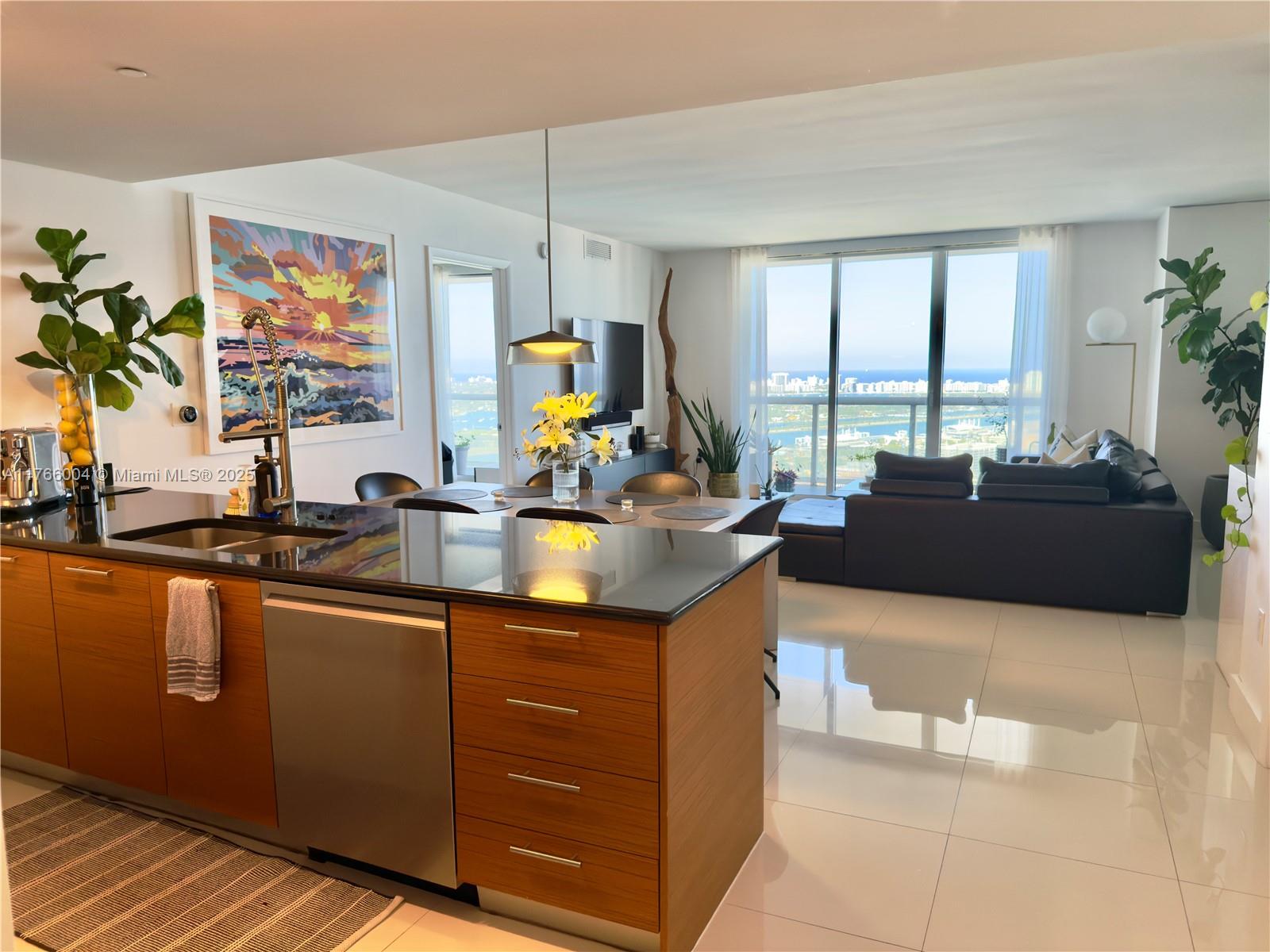 50 BISCAYNE CONDO - Residential