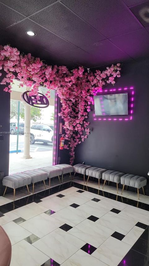 5220 Coconut Creek Pkwy Margate FL 33063
