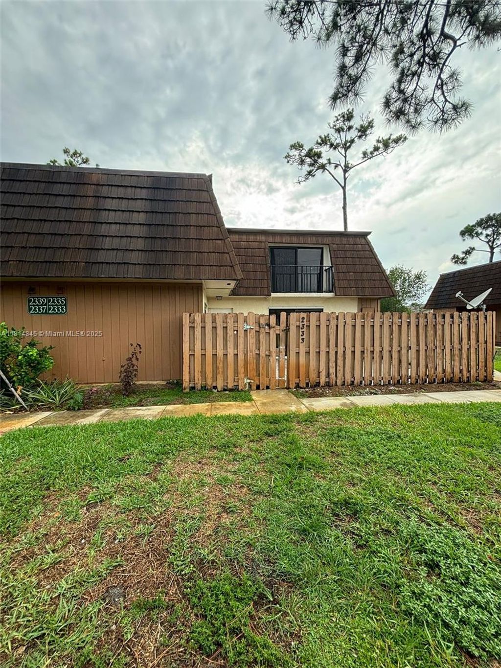 Photo of 2333 Caroma Ln #1, West Palm Beach, FL 33415 (MLS # A11814845)