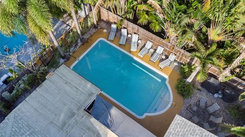 Tiny photo for 3024 NE 2nd Ter, Wilton Manors, FL 33334 (MLS # A12010258)