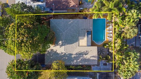 Tiny photo for 3024 NE 2nd Ter, Wilton Manors, FL 33334 (MLS # A12010258)