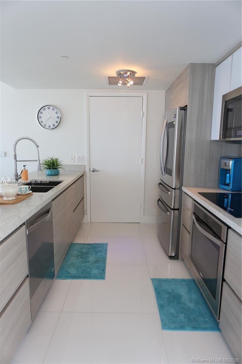 50 BISCAYNE CONDO - Residential Lease