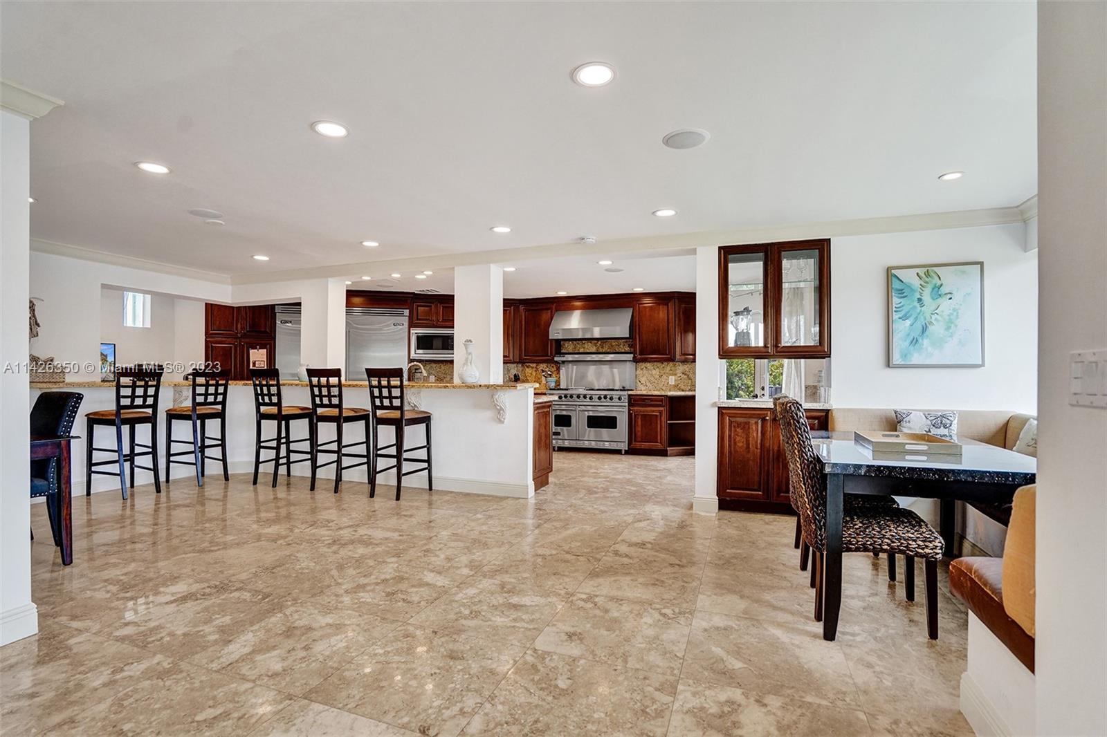 EASTERN SHORES - Residential