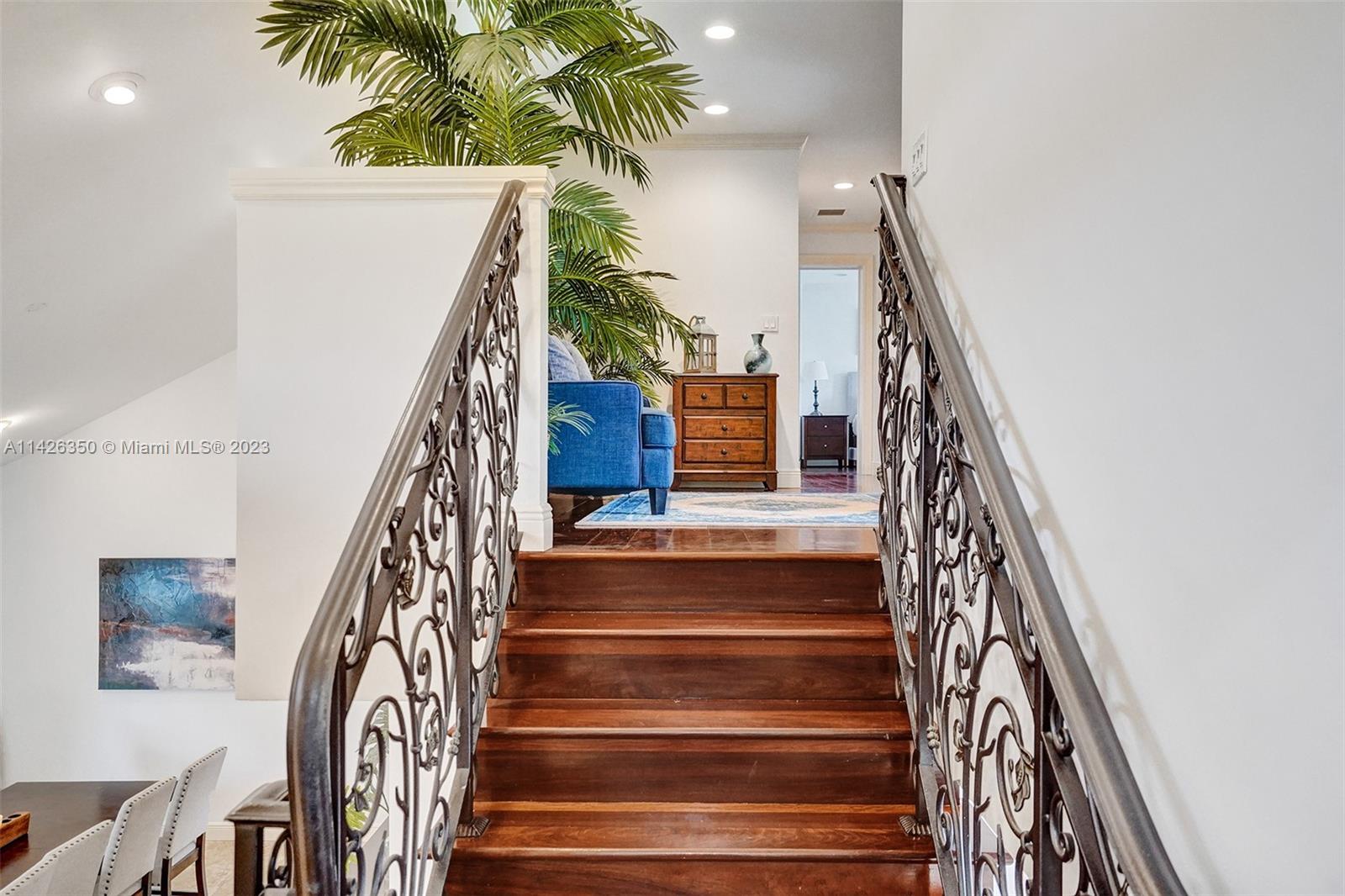 EASTERN SHORES - Residential