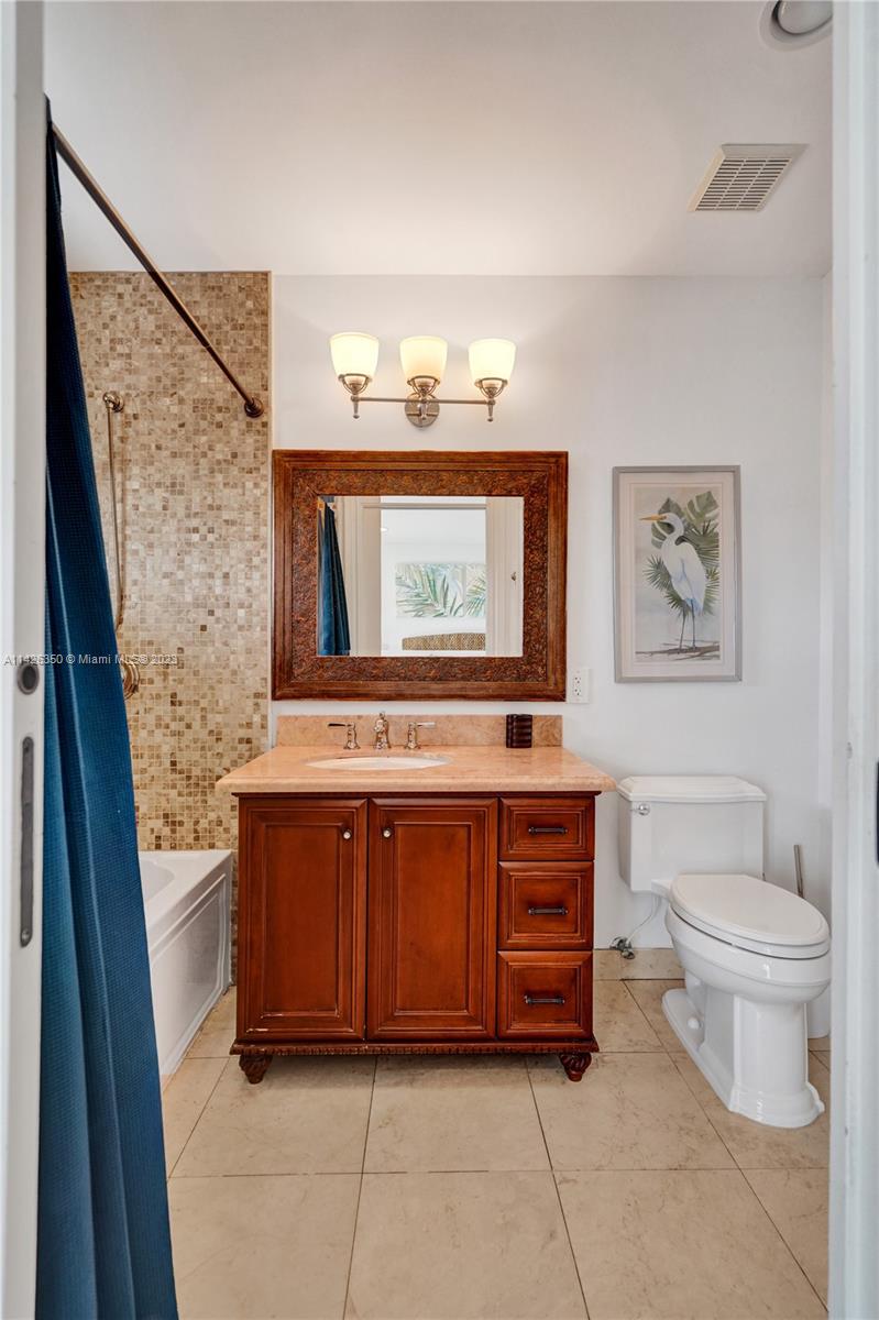EASTERN SHORES - Residential