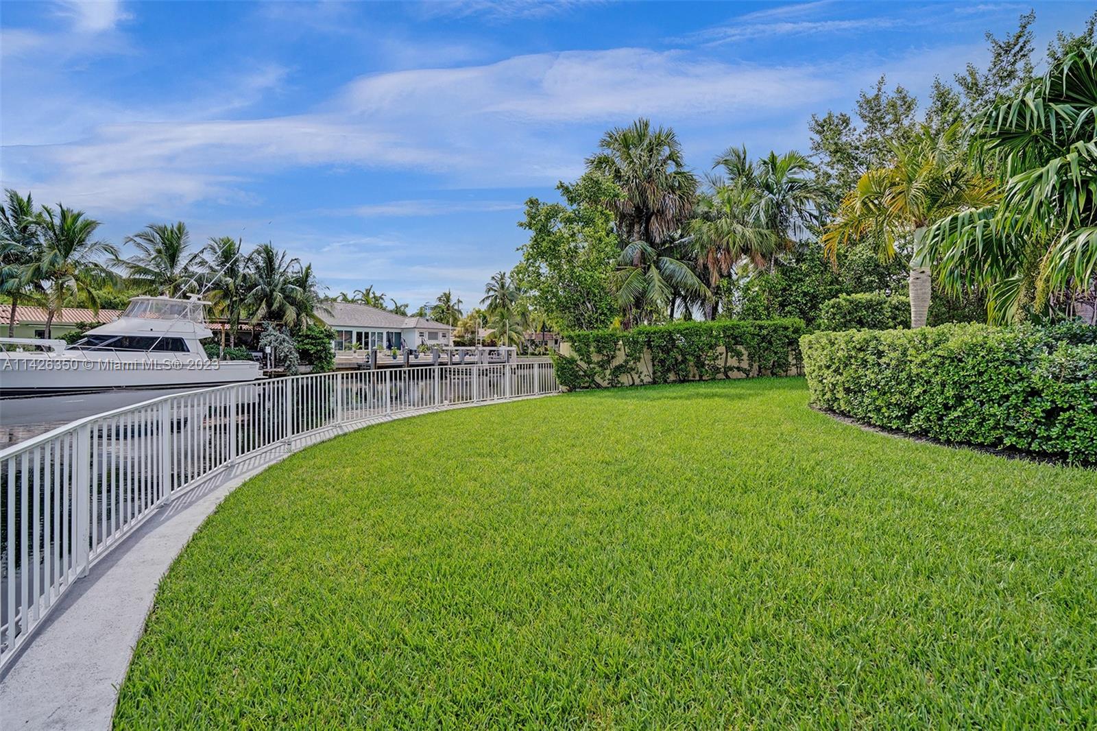 EASTERN SHORES - Residential