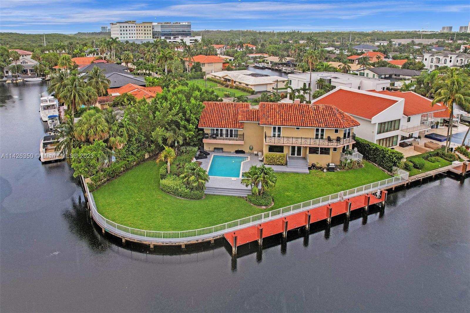 EASTERN SHORES - Residential
