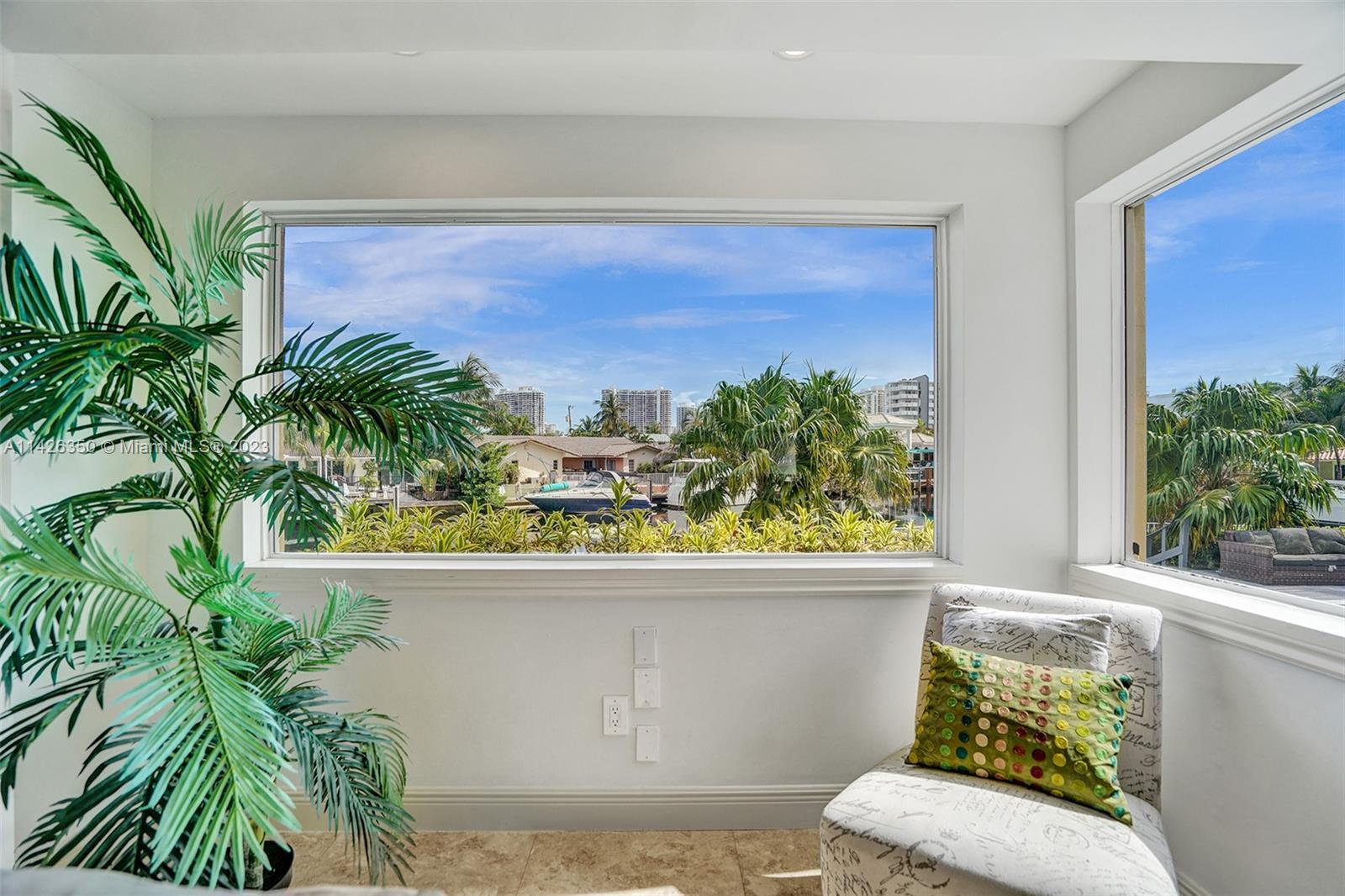 EASTERN SHORES - Residential
