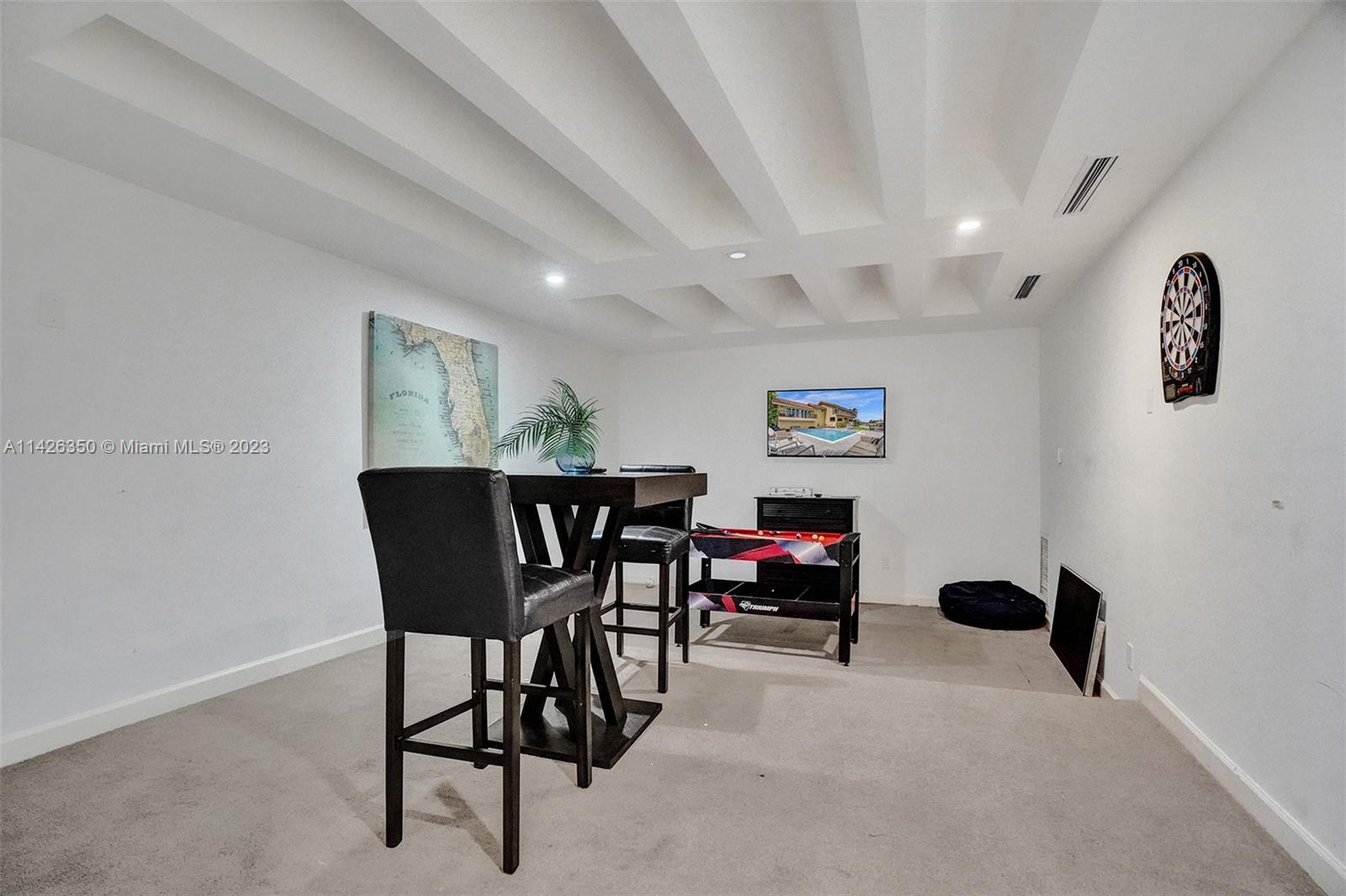 EASTERN SHORES - Residential