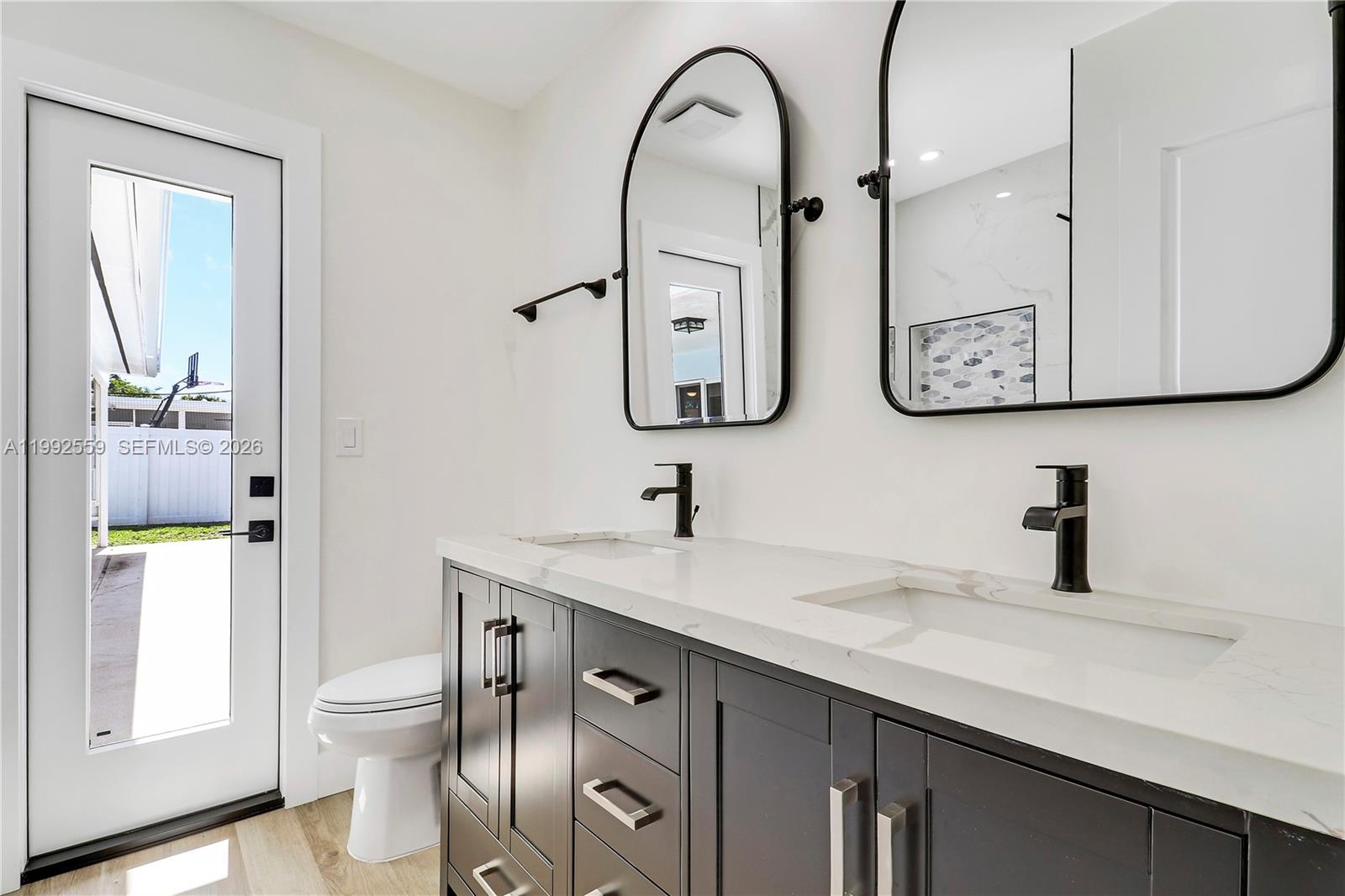 HIGHWOOD - Residential