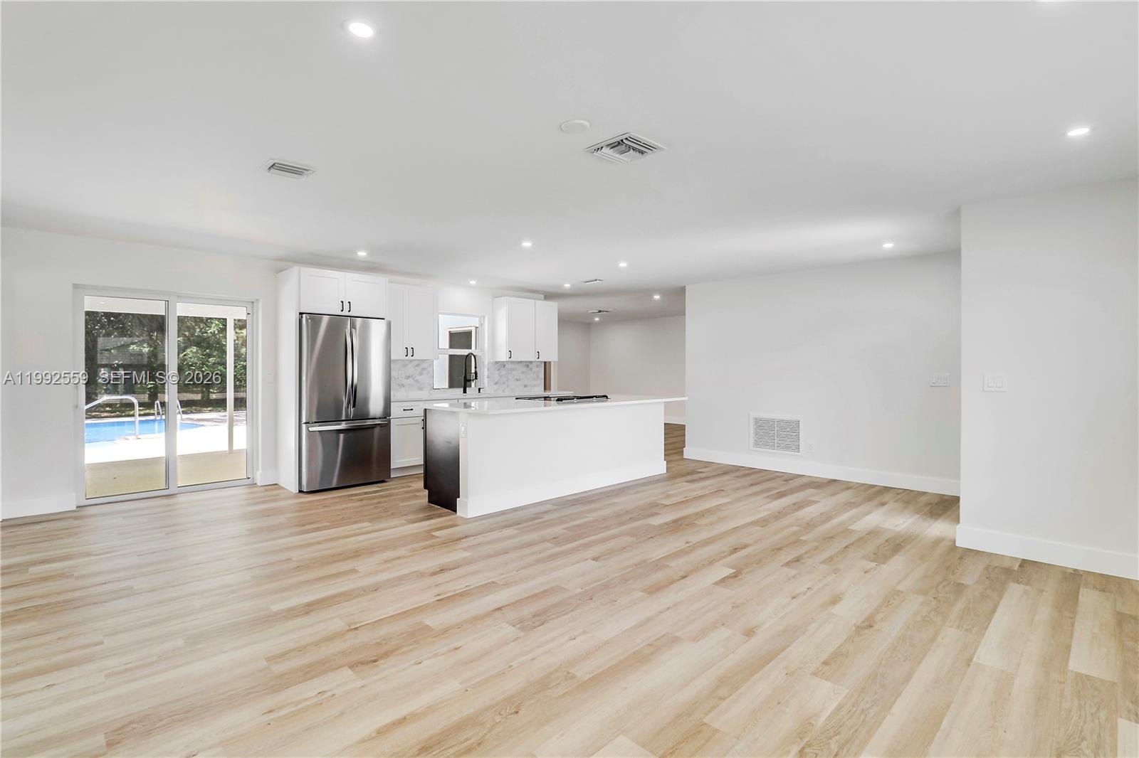 HIGHWOOD - Residential