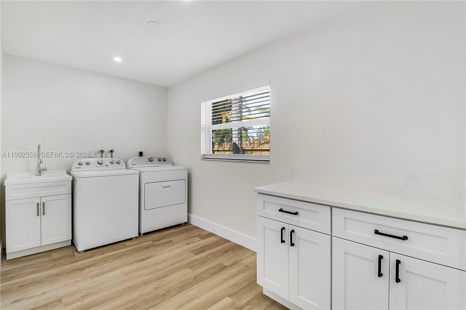 HIGHWOOD - Residential