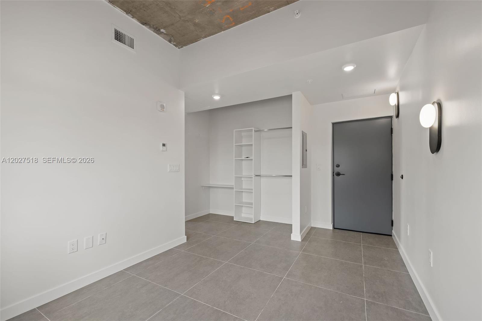 315 NW 32 ST 305
