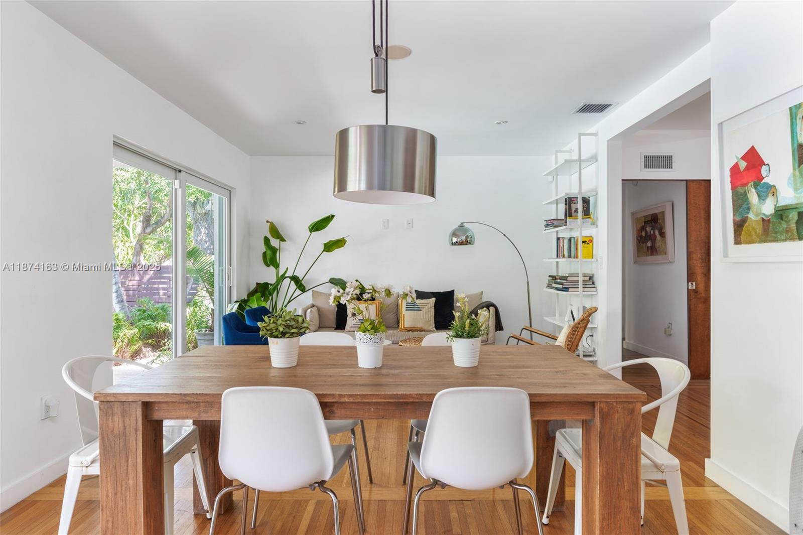 BAYSHORE PLAZA UNIT NO 2 - Residential