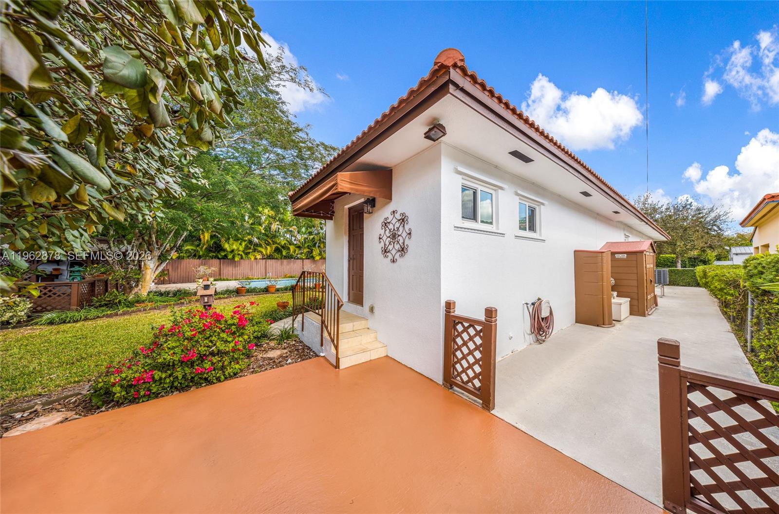 REV PL SEC 2 CC ESTATES - Residential