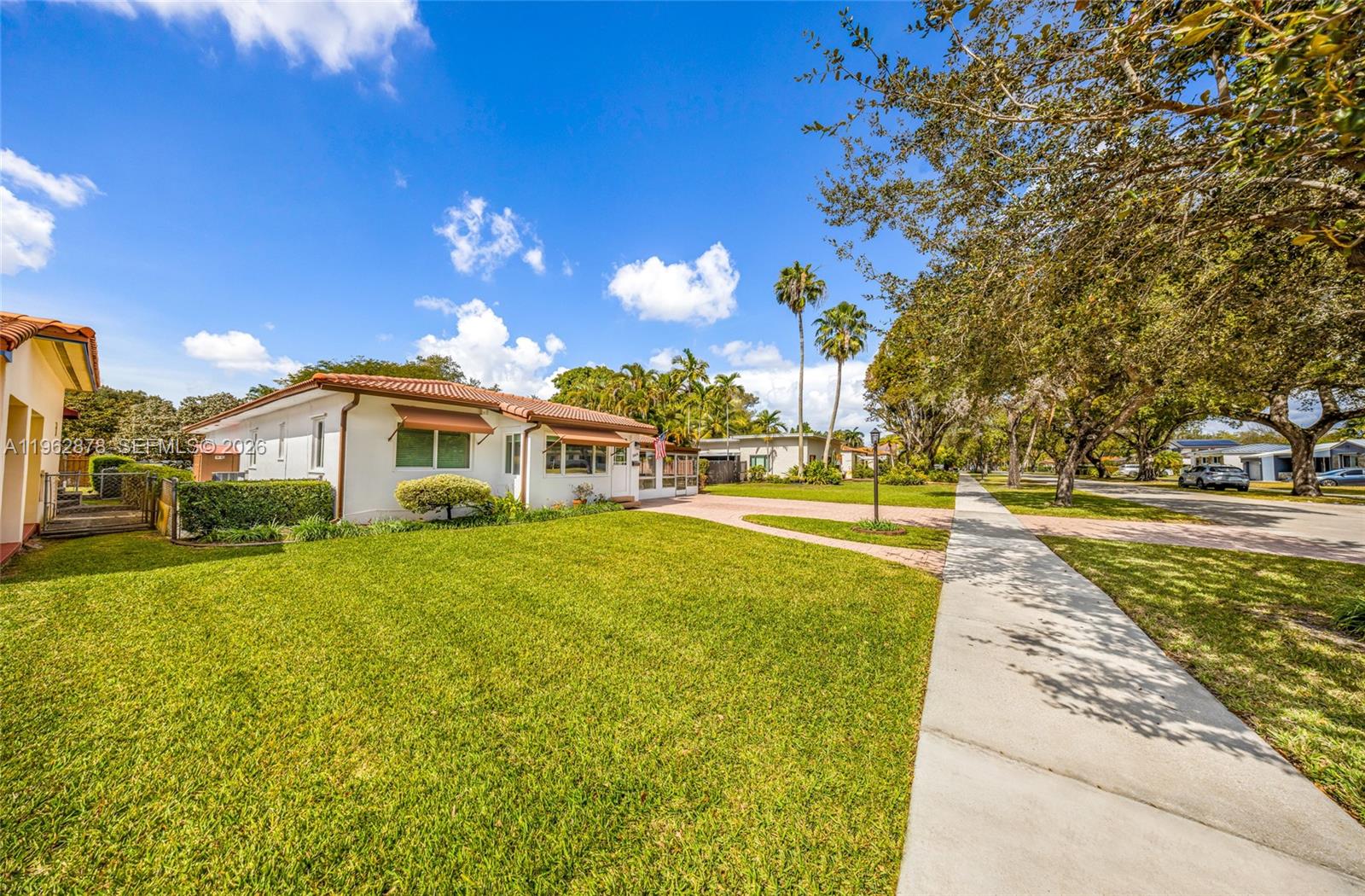 REV PL SEC 2 CC ESTATES - Residential