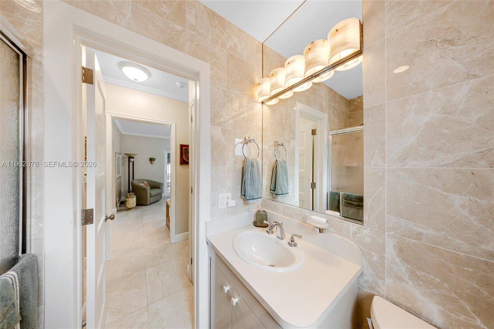 REV PL SEC 2 CC ESTATES - Residential