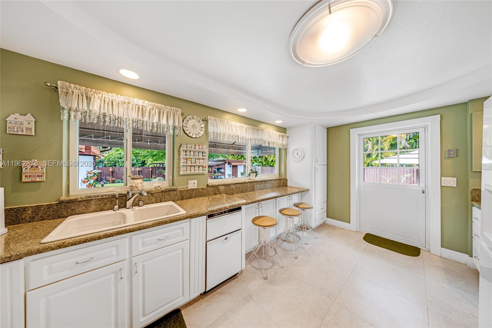 REV PL SEC 2 CC ESTATES - Residential