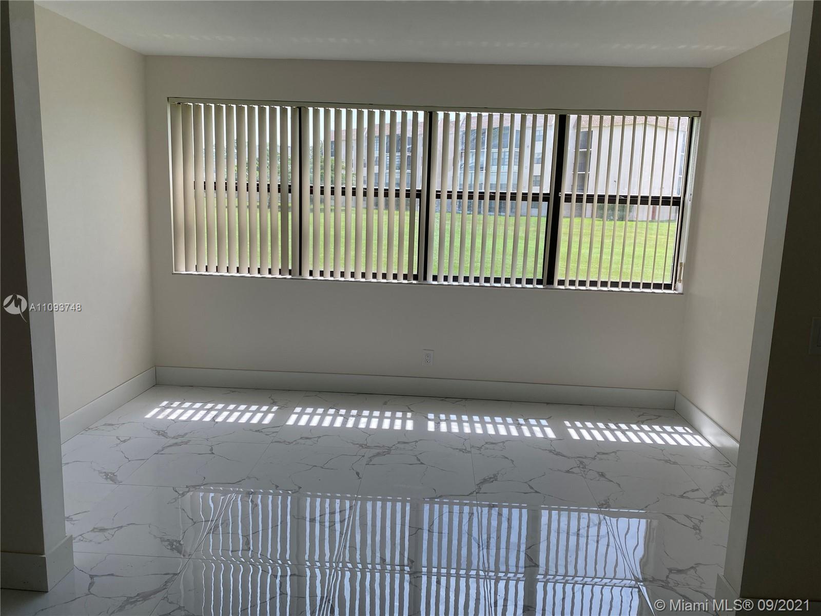 SUNRISE LAKES 173 CONDO - Residential