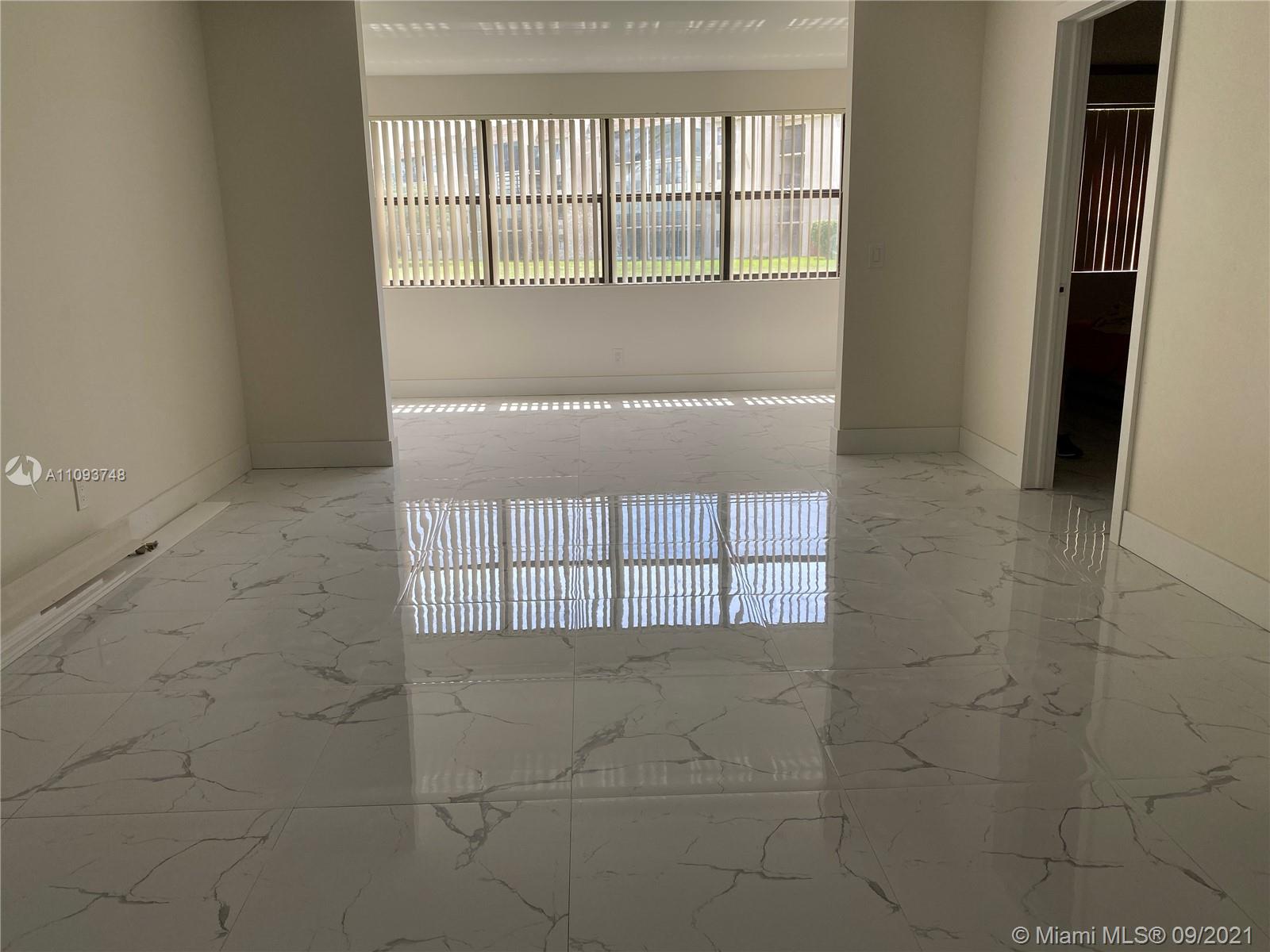 SUNRISE LAKES 173 CONDO - Residential