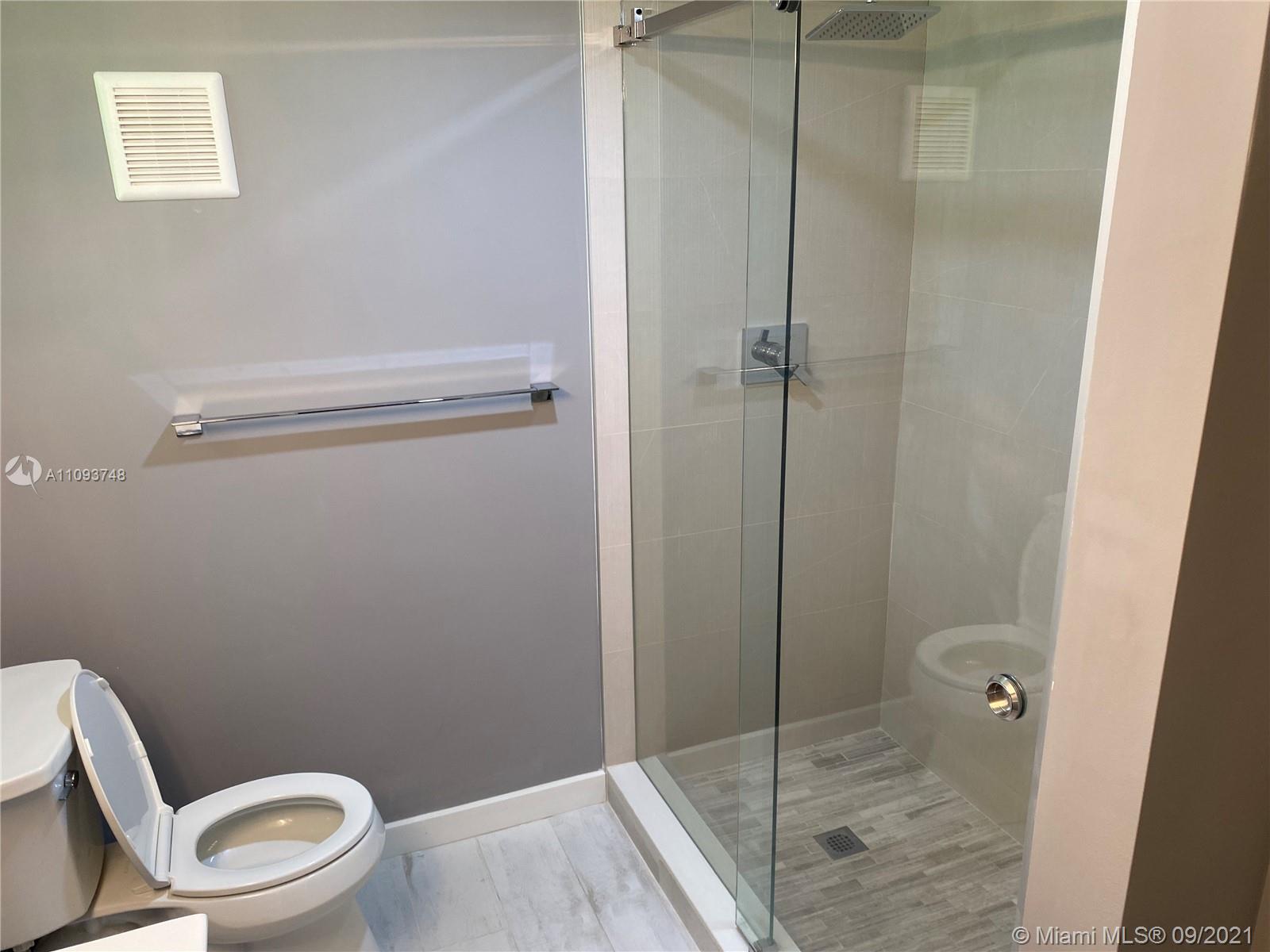 SUNRISE LAKES 173 CONDO - Residential