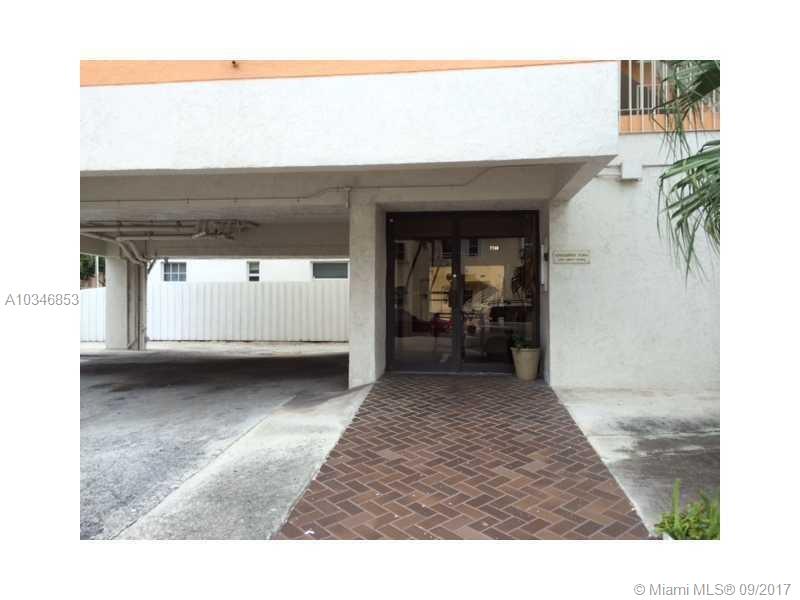 EDGEWATER PLACE CONDO - Residential Lease