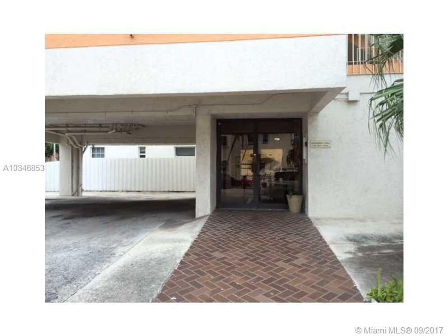 COZY 2/2 APARTMENT ONLY 2 BLOCKS AWAY FROM THE BEACH. PERFECT LOCATION ! UNIT IS CLOSE TO MAJOR HIGHWAYS, GREAT SCHOOLS, BEAUTIFUL PARKS. Washer and Dryer inside the unit. Laminated floors. Proof of income and copy of ID with offer.