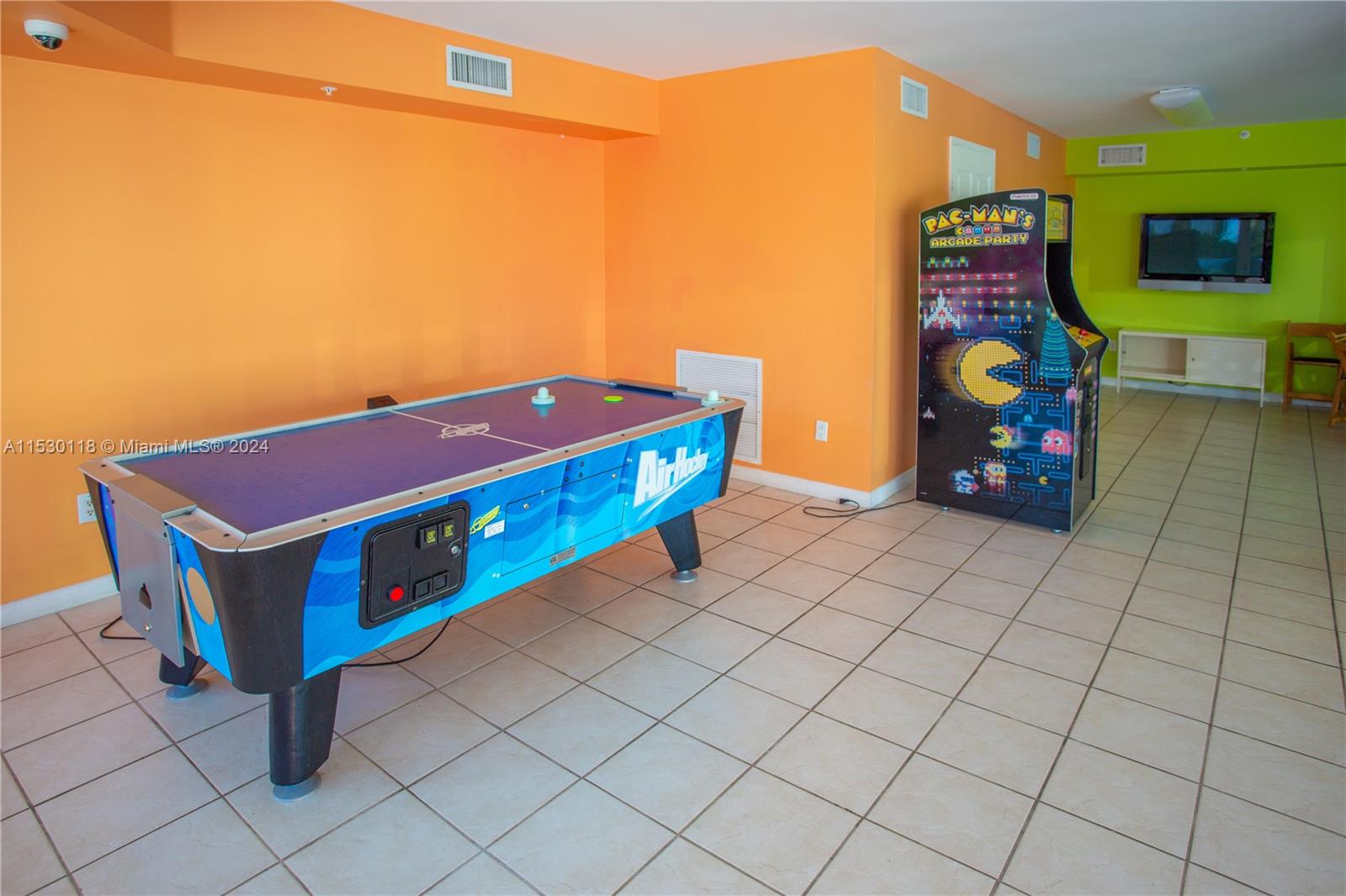 100 HIDDEN BAY CONDO - Residential