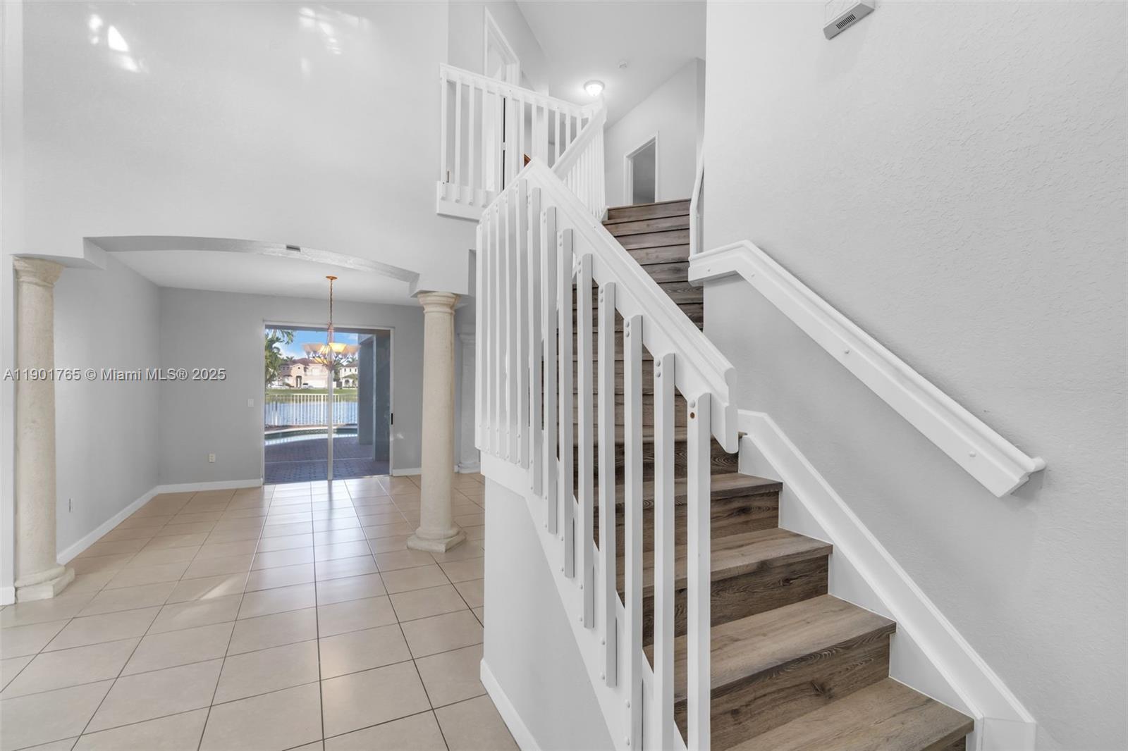 CRESTVIEW LAKES - Residential Lease