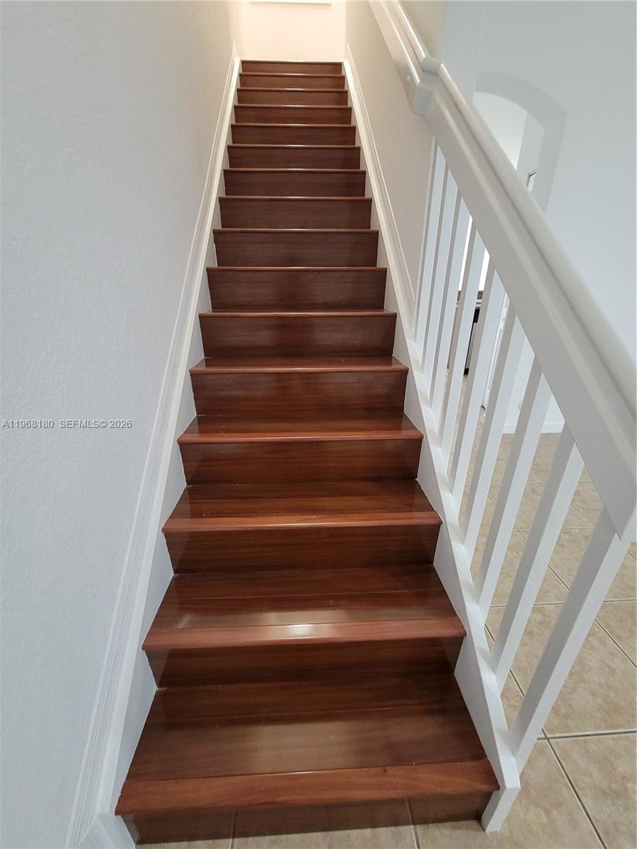 VILLAGE WALK CONDO - Residential