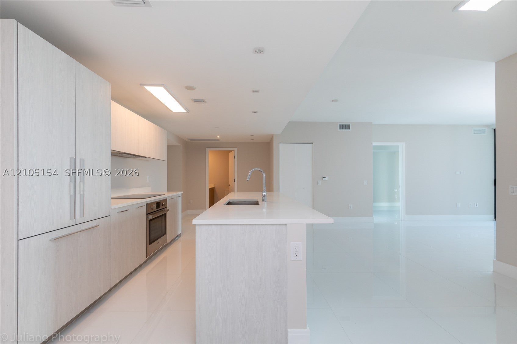 501 NE 31st St 3302