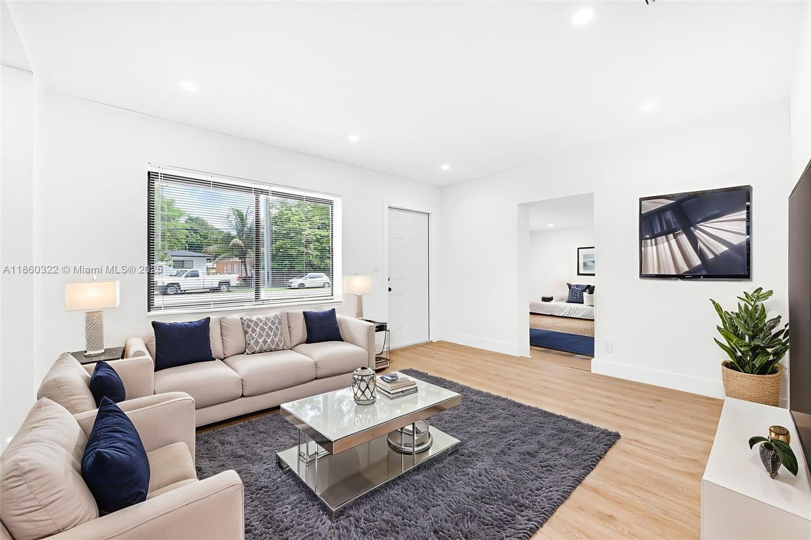 82 NE 117th St