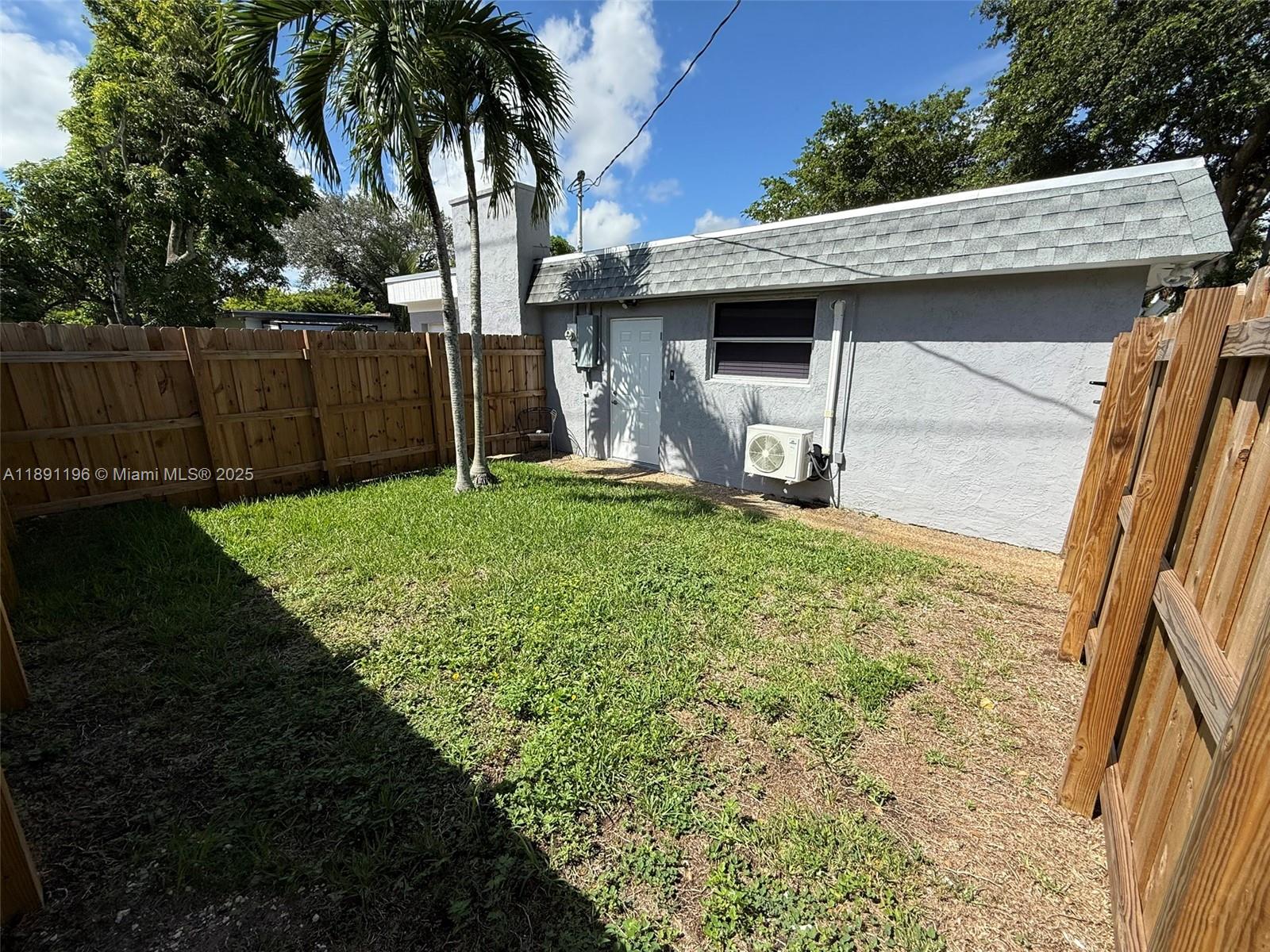 EAST PLANTATION 2ND SEC - Residential Lease