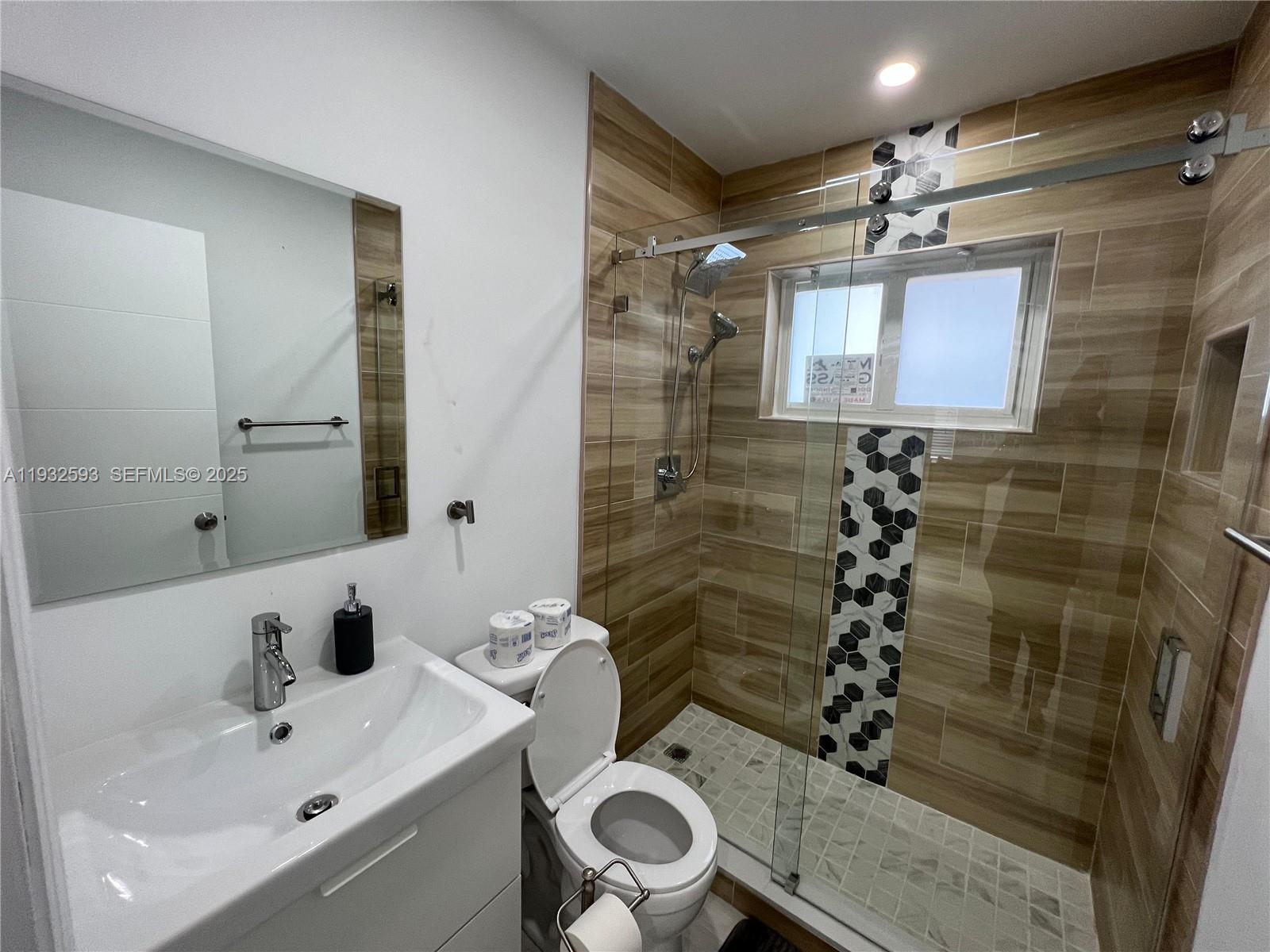 CAROUSSO ESTATES - Residential Lease