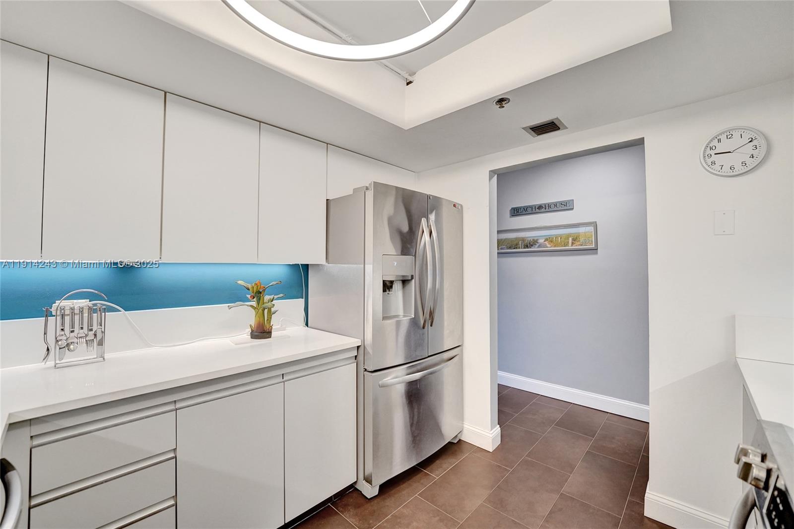 SUMMIT CONDO - Residential Lease