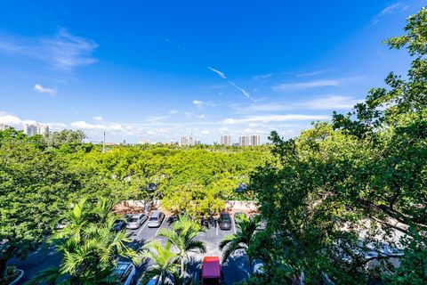 A home in Aventura