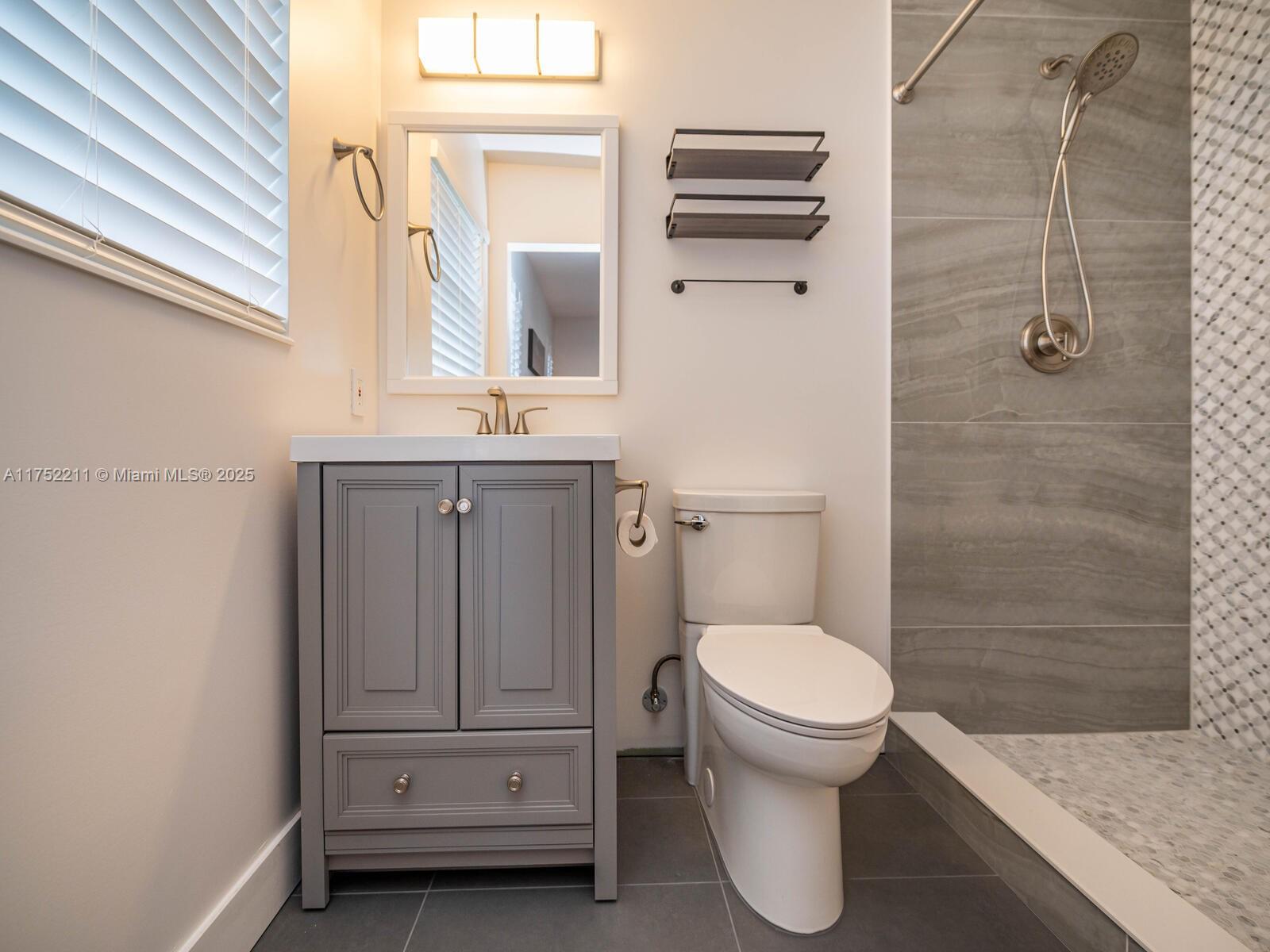 CHULA VISTA FIRST ADD REV - Residential