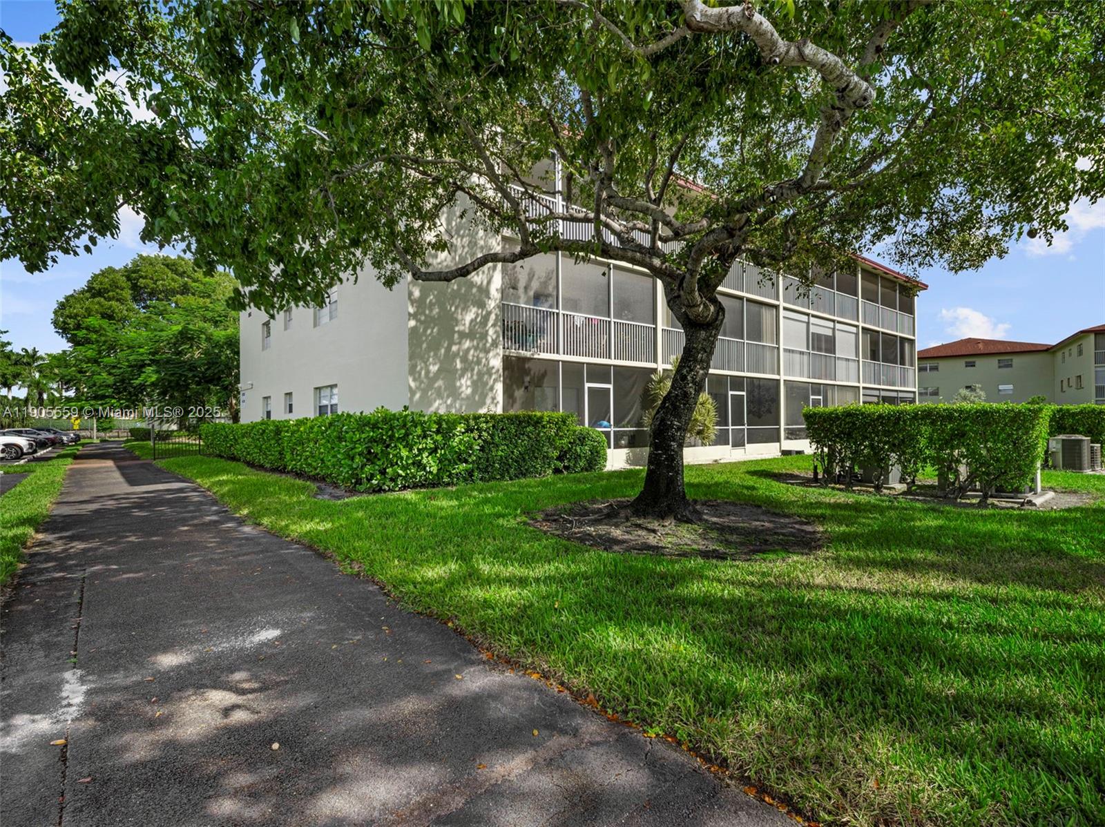 NEW HAMPTON AT CENTURY VI - Residential Lease