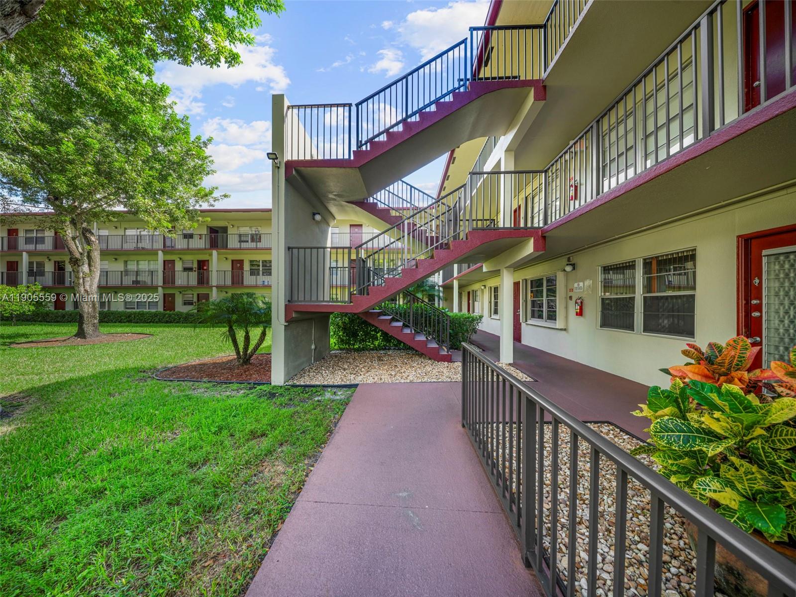 NEW HAMPTON AT CENTURY VI - Residential Lease