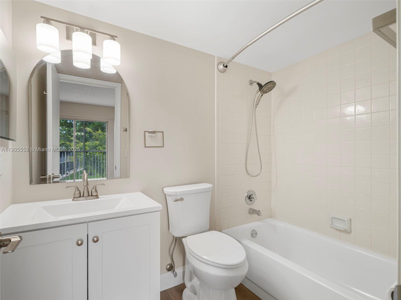 NEW HAMPTON AT CENTURY VI - Residential Lease