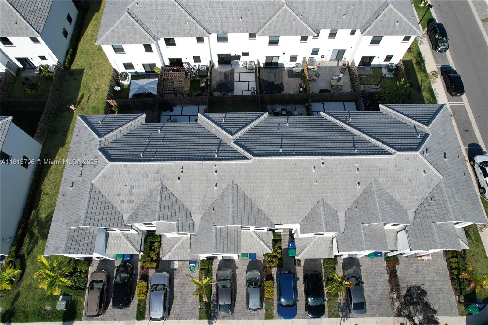 PINE ISLE - Residential