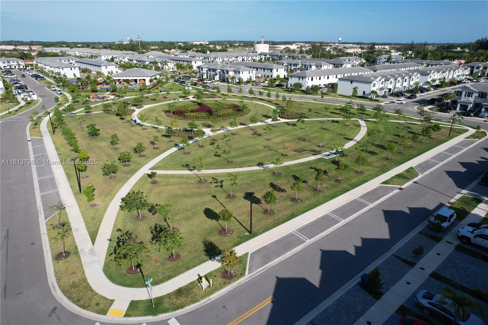 PINE ISLE - Residential