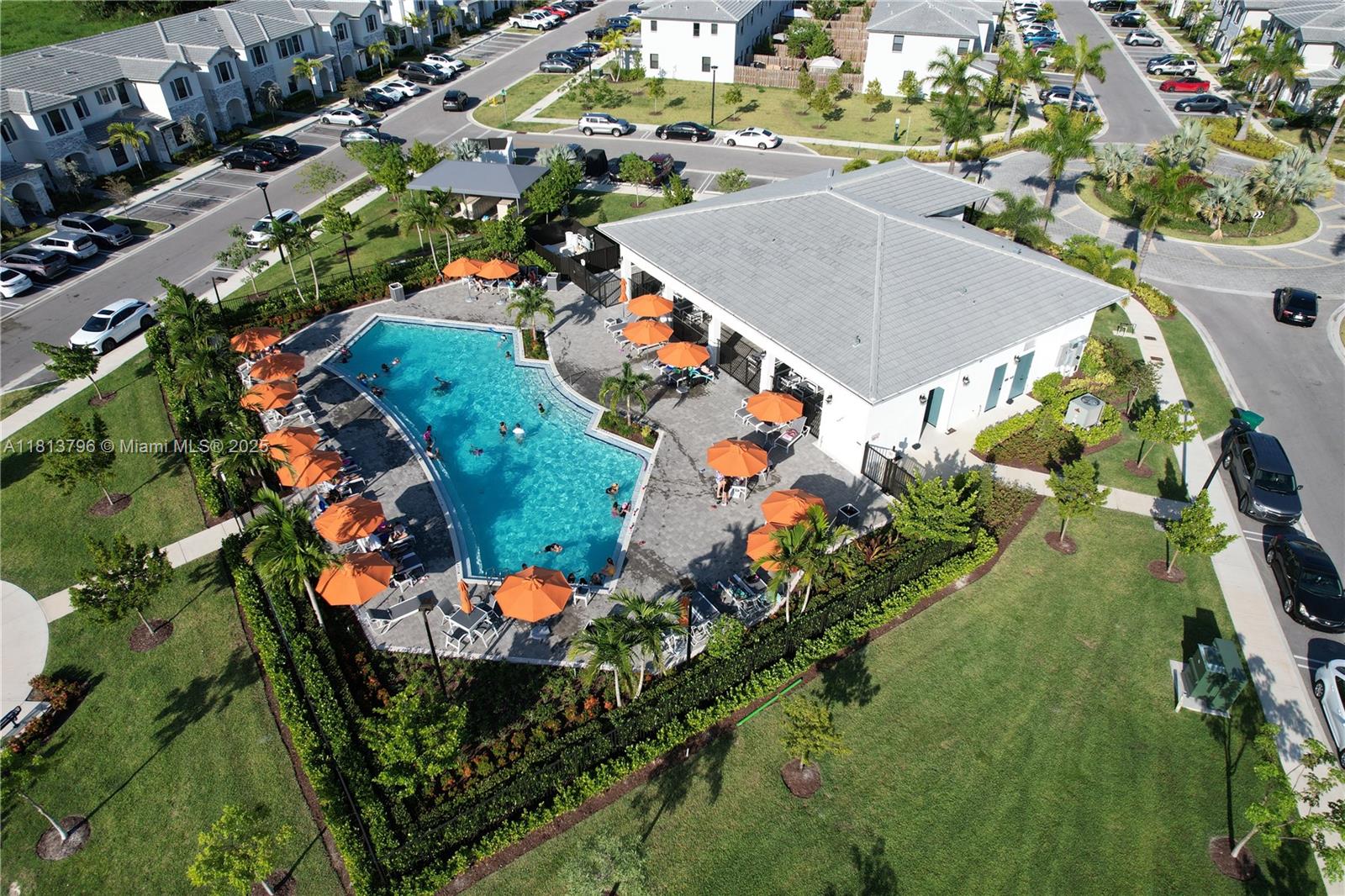 PINE ISLE - Residential