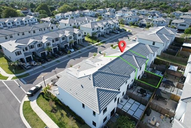 PINE ISLE - Residential