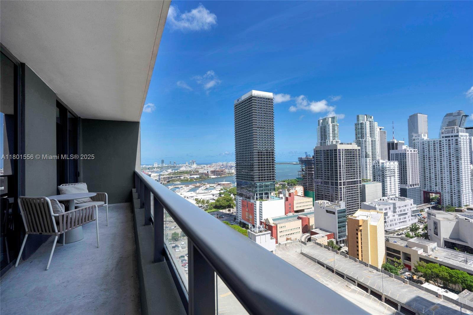NATIIVO CONDO - Residential