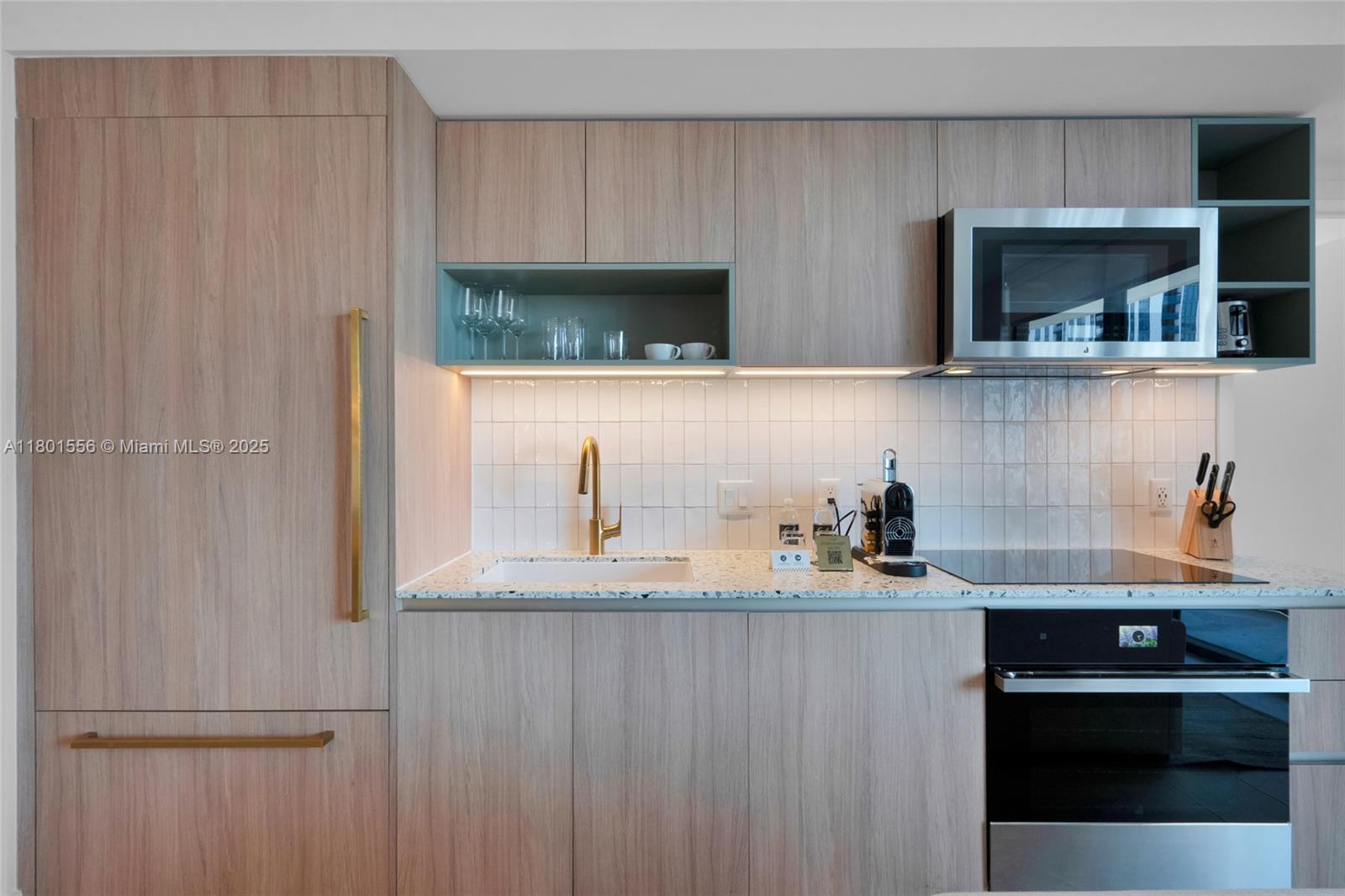 NATIIVO CONDO - Residential