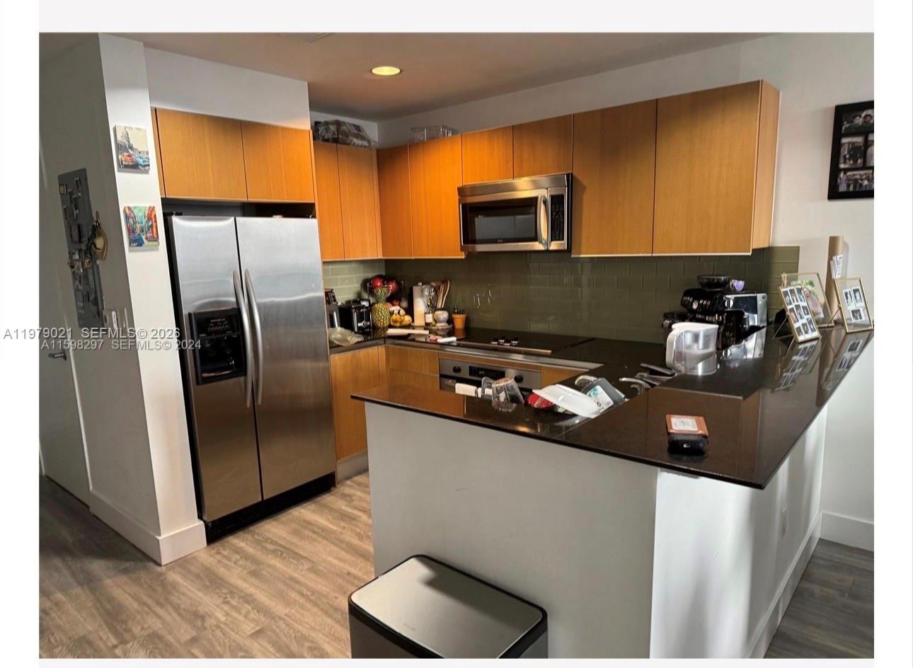 1060 Brickell Ave 1613