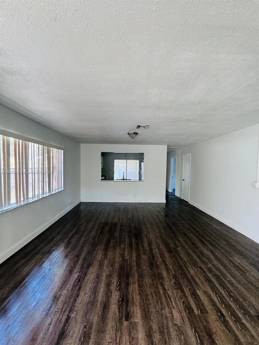 JOHNSONS SUB WPB - Residential Lease